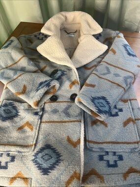 Orvis Light Blue Aztec-Pattern Sherpa Coat with Ivory Collar
